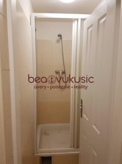 NA PRENÁJOM - podnikajte v Starom Meste - na HLAVNEJ ulici !