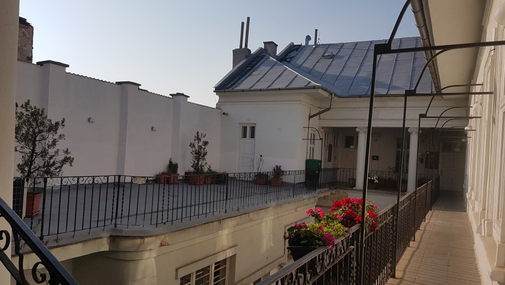 NA PRENÁJOM - podnikajte v Starom Meste - na HLAVNEJ ulici !