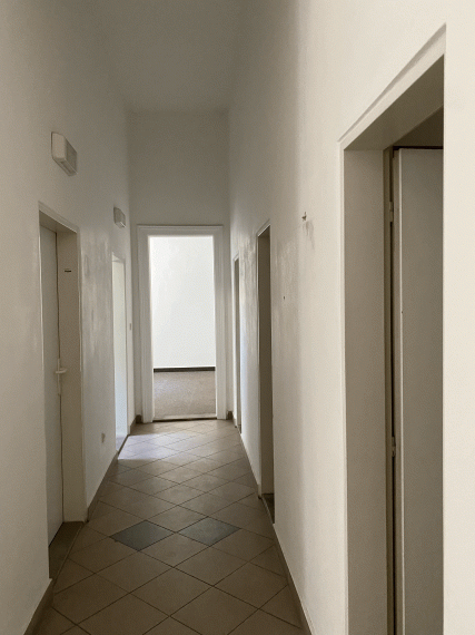 NA PRENÁJOM - obchodné priestory v centre Košic - Hlavná ulica