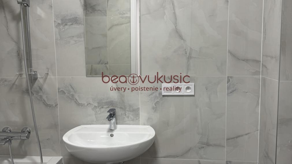 NA PRENÁJOM_1 izbový byt v obnovenom bytovom dome na 1. poschodí bez výťahu