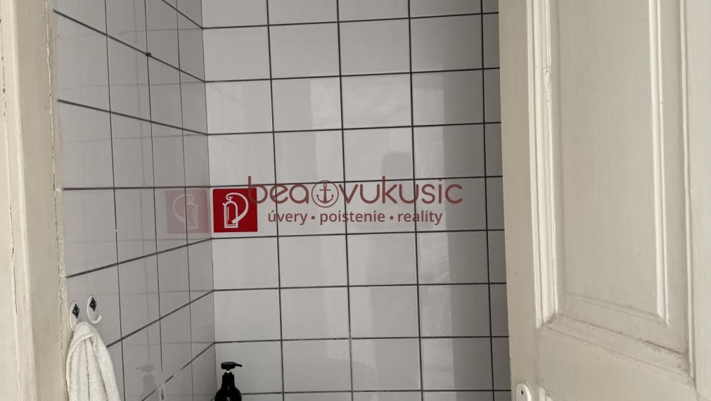 NA PRENÁJOM - podnikajte v Starom Meste - na HLAVNEJ ulici !