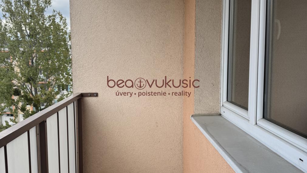 NA PRENÁJOM_2 izbový byt_4. poschodie bez výťahu_Terasa_Čapajevova_tiché prostredie