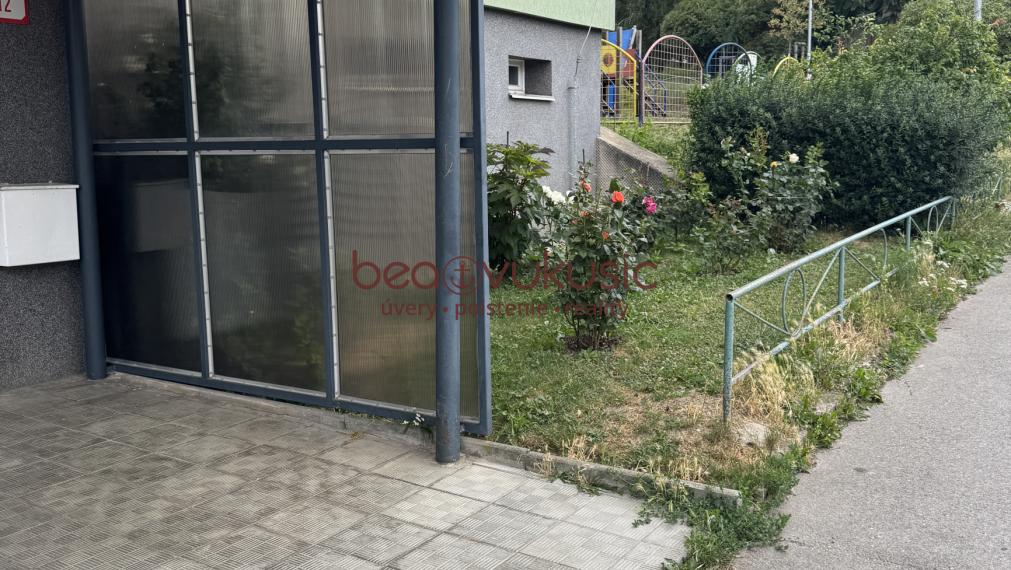 NA PREDAJ_1 izbový byt na Turgenevovej ulici v Košiciach_40 m2_oáza pokoja