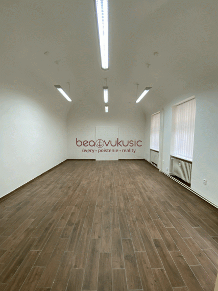 NA PRENÁJOM - obchodné priestory v centre Košic - Hlavná ulica