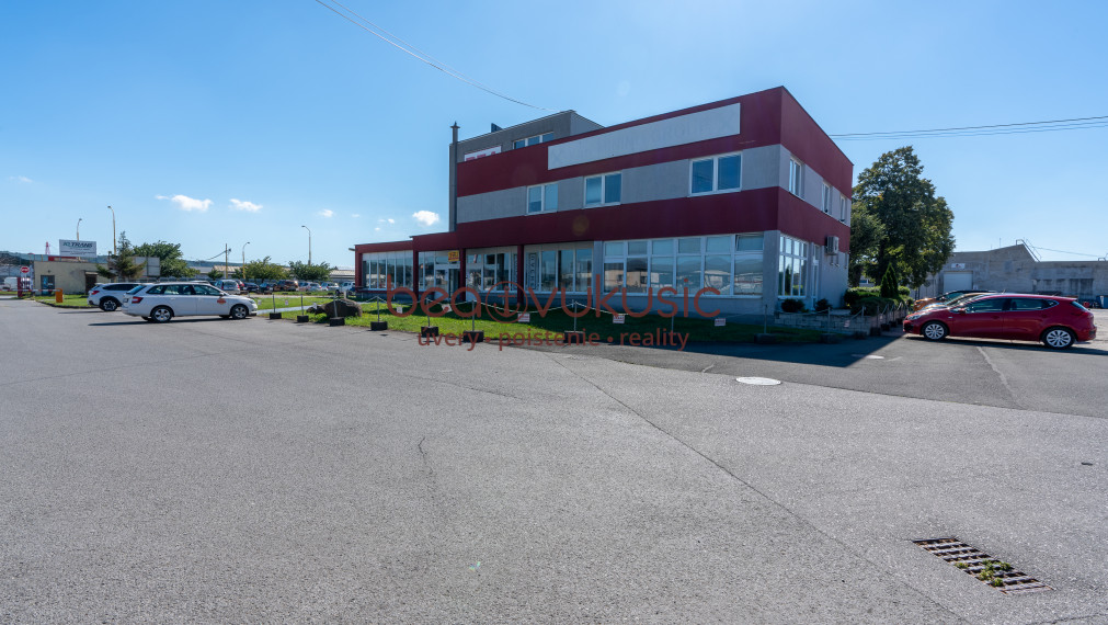 NA PRENÁJOM - obchodný priestor - Južná trieda Košice_55,14 m2