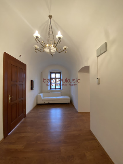 NA PREDAJ_DOM RABÍNA v Prešove_architektonický skvost