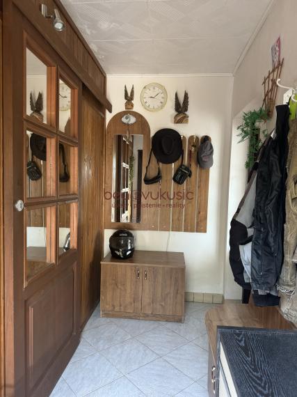 NA PREDAJ_víkendový dom s možnosťou celoročného využitia vo Veľkej Ide