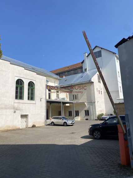 NA PRENÁJOM - obchodné priestory v centre Košíc - Hlavná ulica