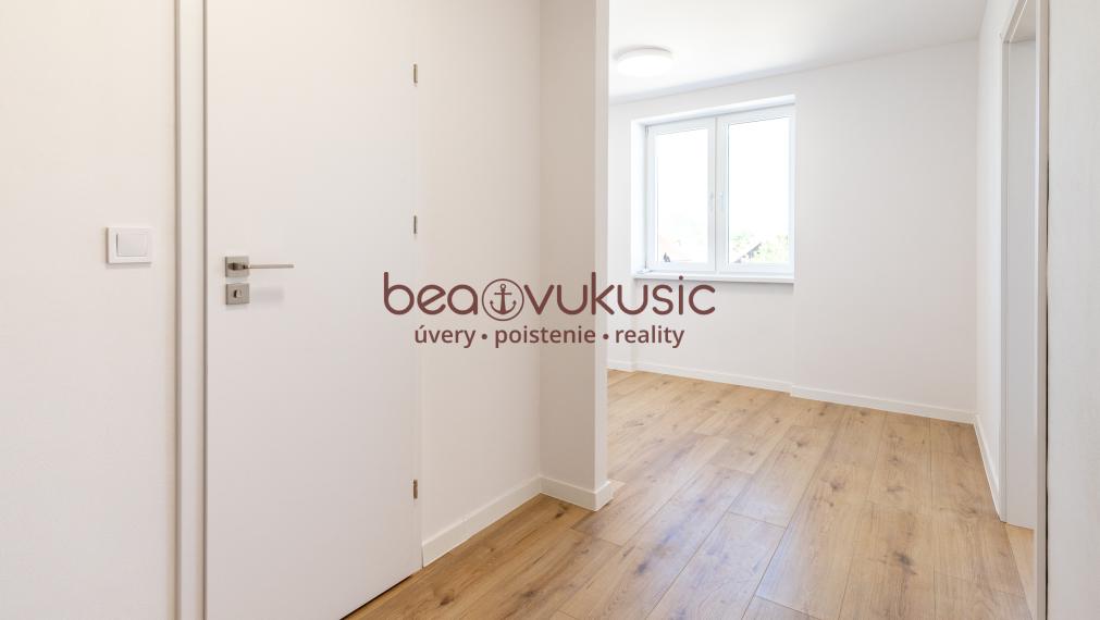 NA PREDAJ_"TURŇA LIVING"_obnovený bytový dom_16 bytov_1 izbák_1. posch._37m2_62.900€