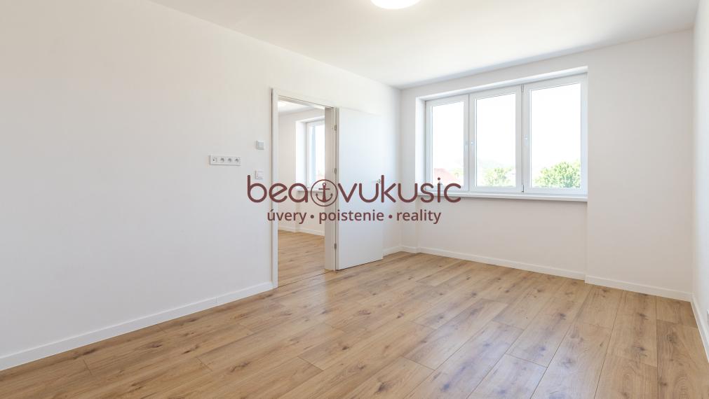 NA PREDAJ_"TURŇA LIVING"_obnovený bytový dom_16 bytov_1 izbák_1. posch._37m2_62.900€