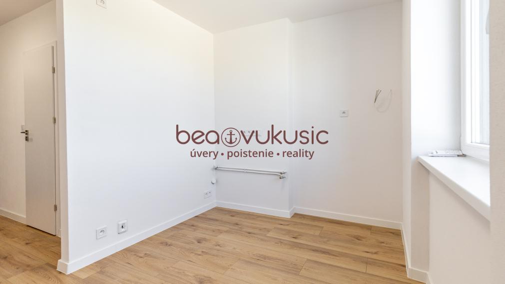 NA PREDAJ_"TURŇA LIVING"_obnovený bytový dom_16 bytov_1 izbák_2. posch._38m2_60.900€