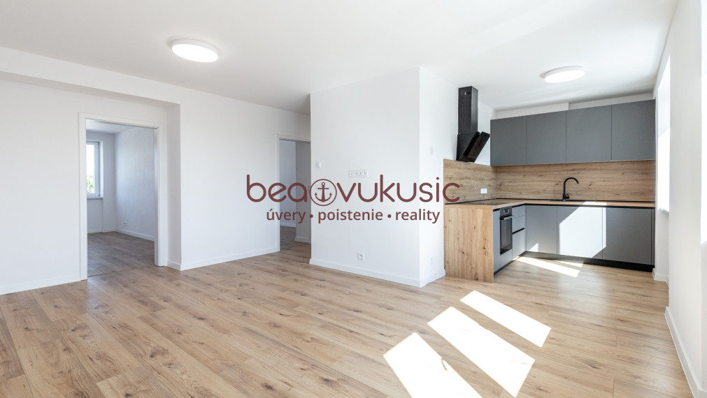 PREDANÉ_"TURŇA LIVING"_obnovený bytový dom_16 bytov_3 izbák_2. posch._71m2_111.900€