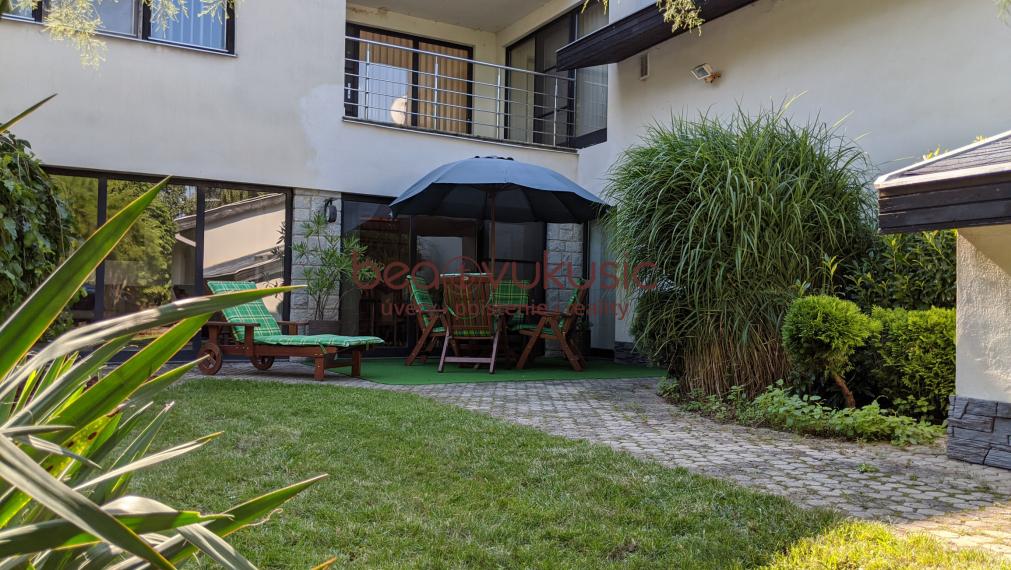 NA PREDAJ_6 izbový_RODINNÝ DOM_340 m2_Kapušianska ul. Michalovce