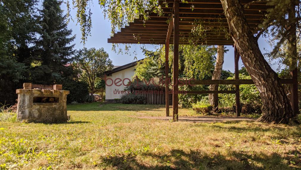 NA PREDAJ_6 izbový_RODINNÝ DOM_340 m2_Kapušianska ul. Michalovce