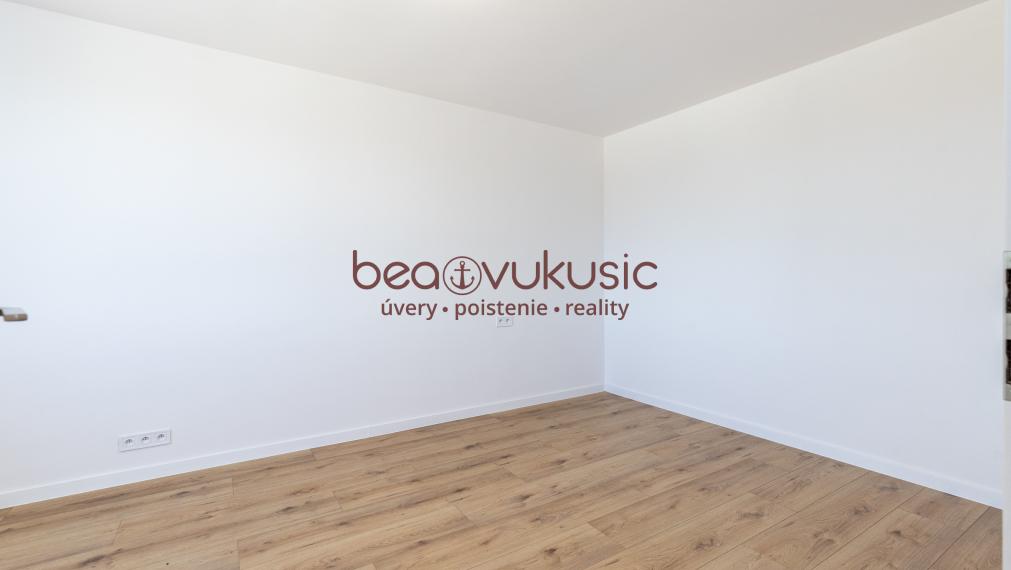 NA PRENÁJOM_1 izbový byt v obnovenom bytovom dome na 1. poschodí bez výťahu