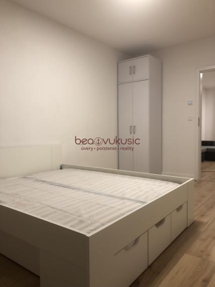 NA PRENÁJOM_2 izbák_52 m2_ na 1. poschodí_ bez výťahu_v novostavbe_Turňa nad Bodvou_ZARIADENÝ