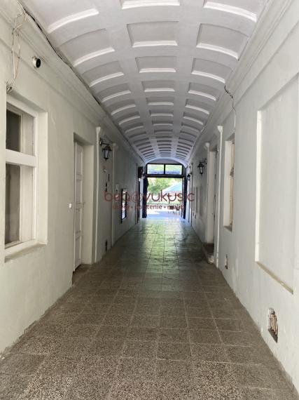 NA PRENÁJOM - podnikajte v Starom Meste - na HLAVNEJ ulici !