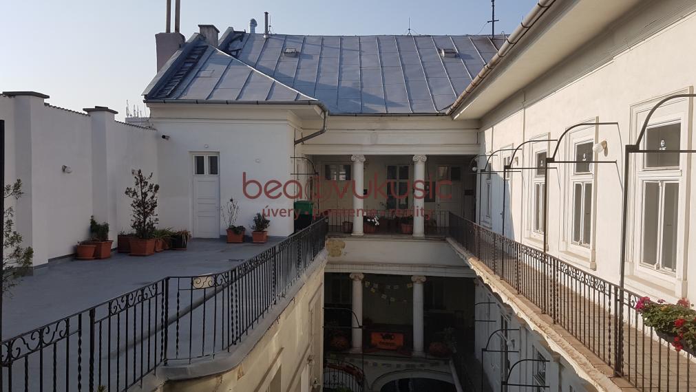 NA PRENÁJOM - podnikajte v Starom Meste - na HLAVNEJ ulici !