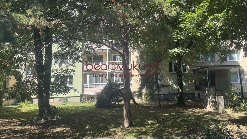 NA PREDAJ_1 izbák_37 m2_Braniskova ul._"KUZMÁNKA"_KOŠICE