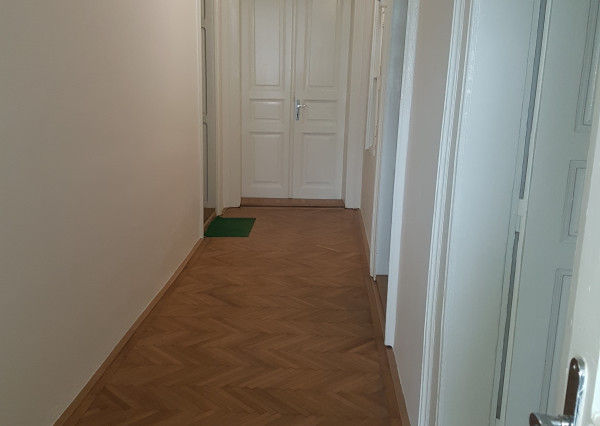 NA PRENÁJOM - podnikajte v Starom Meste - na HLAVNEJ ulici !