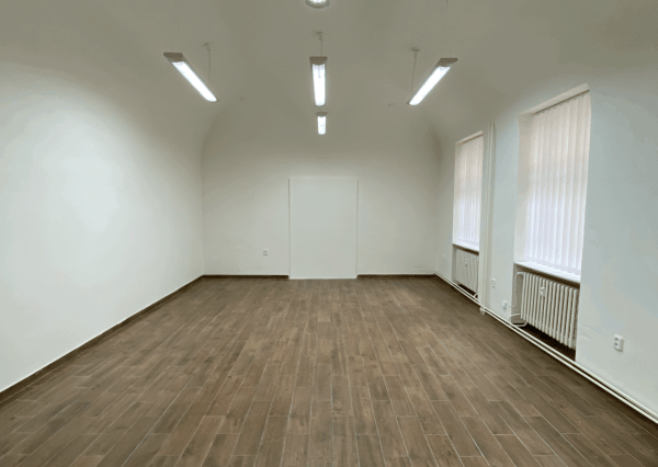 NA PRENÁJOM - obchodné priestory v centre Košic - Hlavná ulica