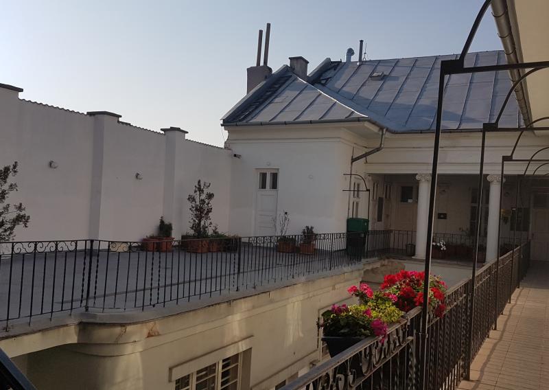 NA PRENÁJOM - podnikajte v Starom Meste - na HLAVNEJ ulici !